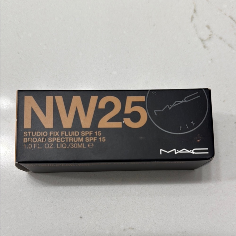 MAC Cosmetics Studio Fix Fluid Foundation NW25